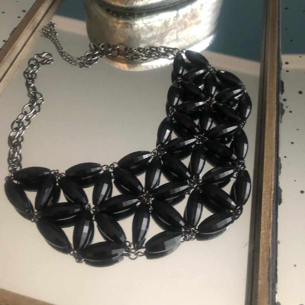 🖤🖤gorgeous eye catching black bead necklace🖤🖤